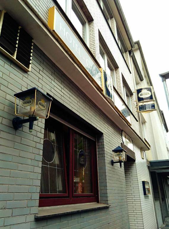 Hotel Yans Оберхаузен Стая снимка