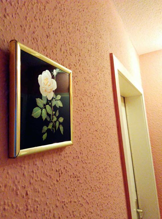 Hotel Yans Оберхаузен Стая снимка